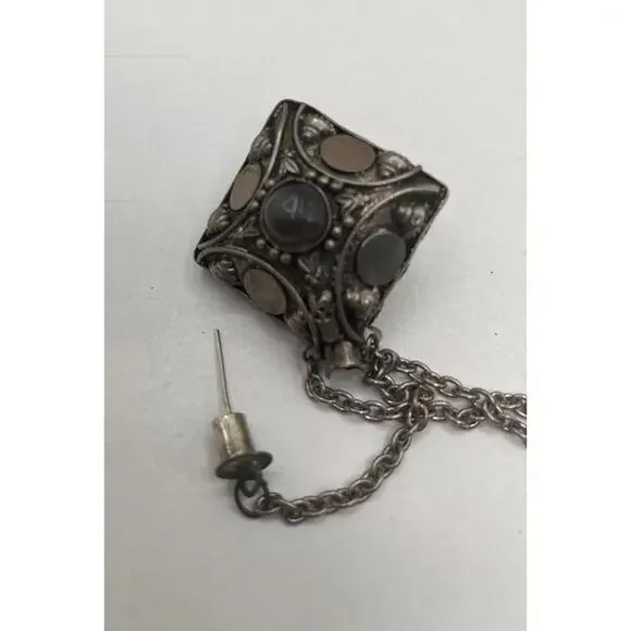 Vintage Perfume Pendant Necklace and Agate Accent